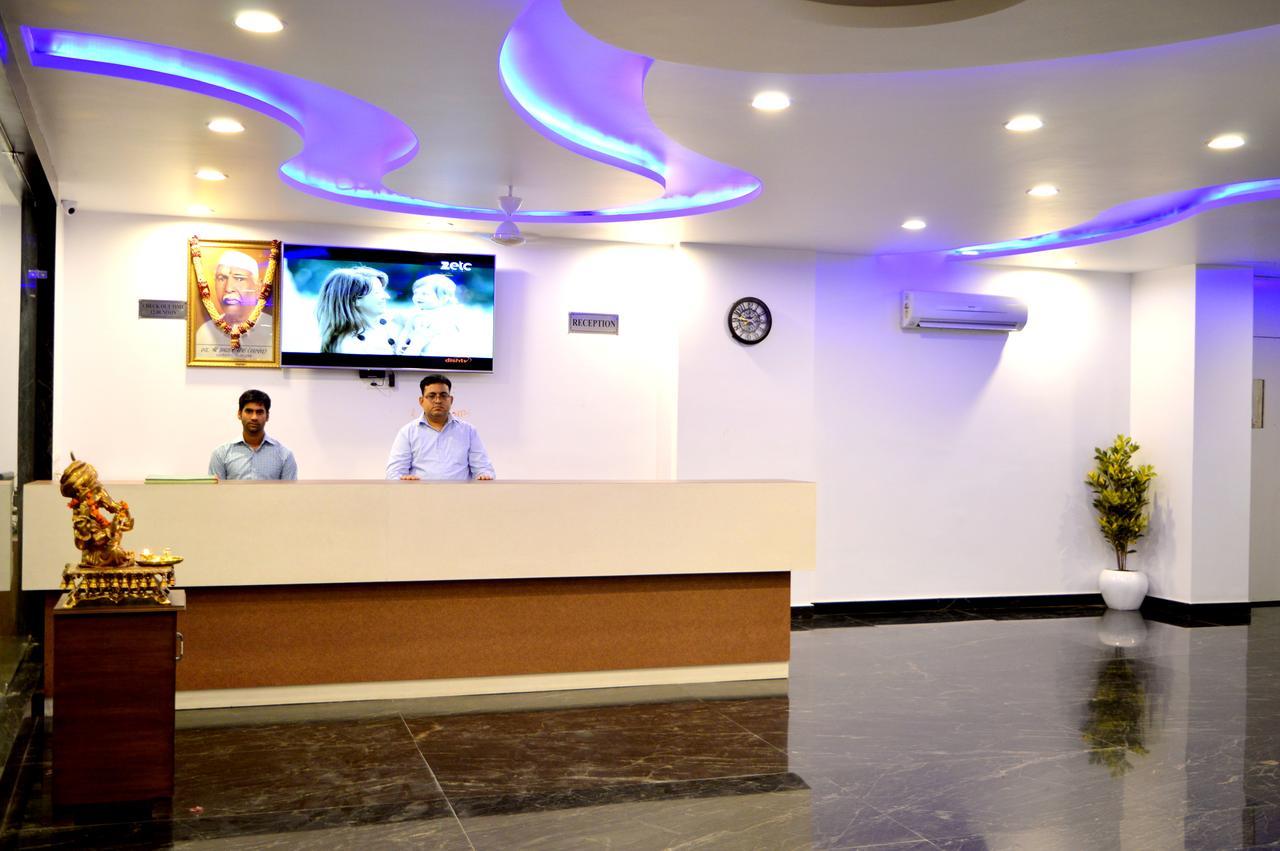 Hotel Taru Inn Ghaziabad Ngoại thất bức ảnh